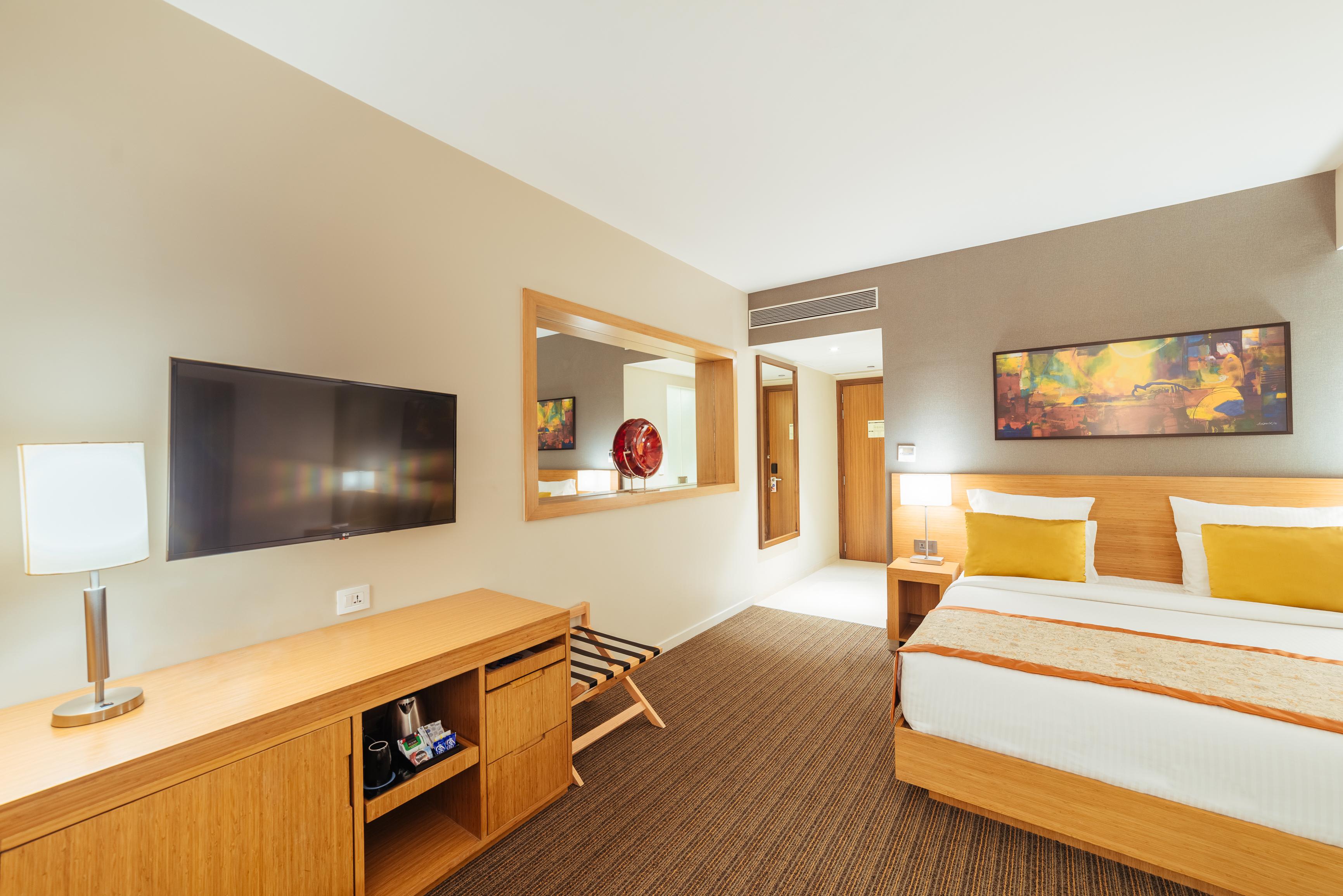Novotel Lucknow Gomti Nagar Екстер'єр фото