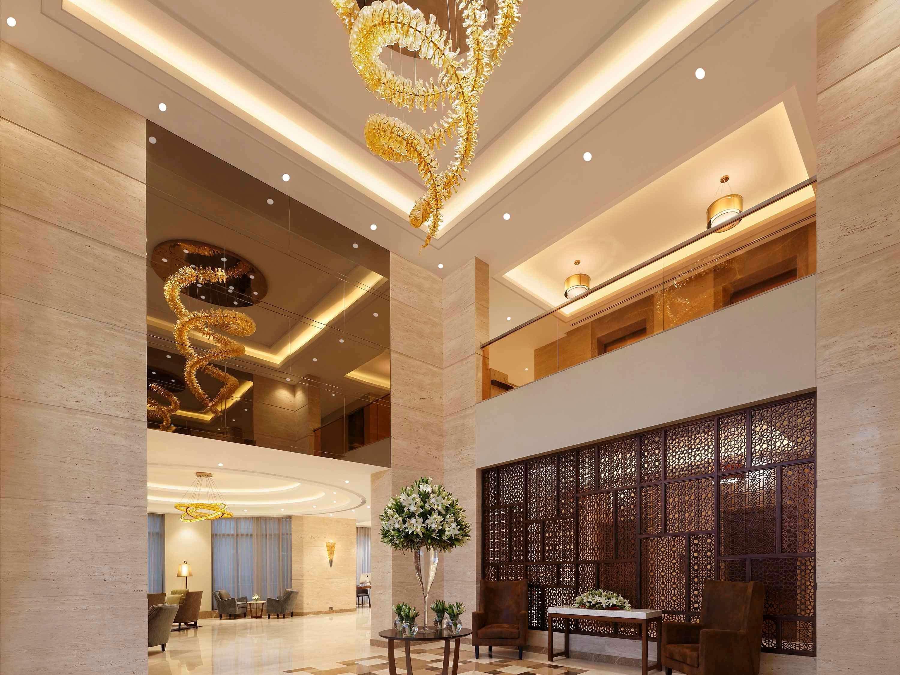 Novotel Lucknow Gomti Nagar Екстер'єр фото